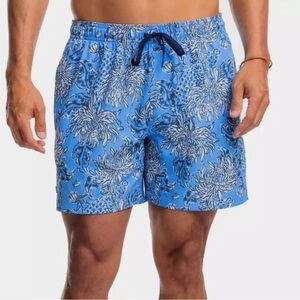 Lilly Pulitzer x Southern Tide Croc and Lock It Swim Trunks In Boca Blue.     13